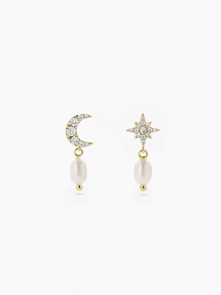 Iris Pear earring