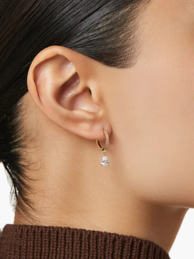 Elise hoops