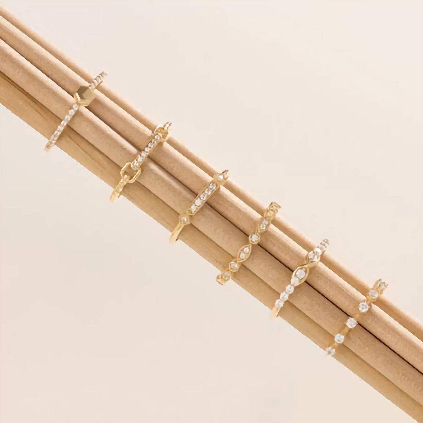 Swarish-Jewels-Diamond-Princess-Art-Deco-Silver-Ring-_-Minimalist-Wedding-Ring-_-Vintage-Pave-Diamond-Ring-Women-_-Special-Design-Ring-edited (2)