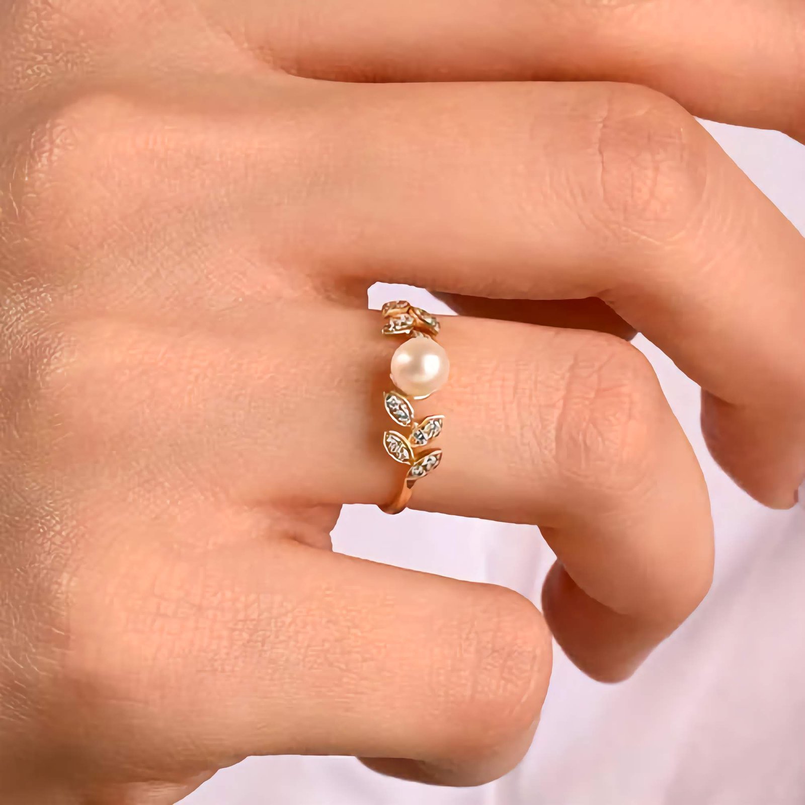 Swarish-Jewels-Pearl-Leaves-Engagement-Ring-_-Vintage-Pearl-Solitaire-Ring-_-Art-Deco-Floral-Ring-_-White-Pearl-Vine-Ring-edited (2)