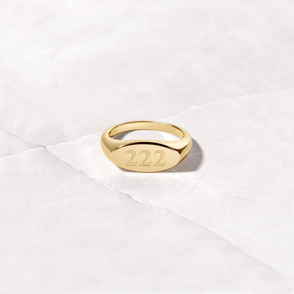 222 Signet Ring