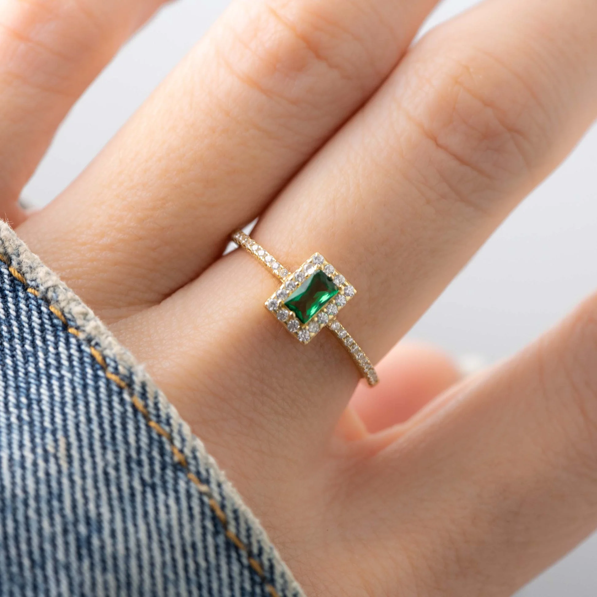 Swarish Jewels Emerald CZ Ring - Image 6