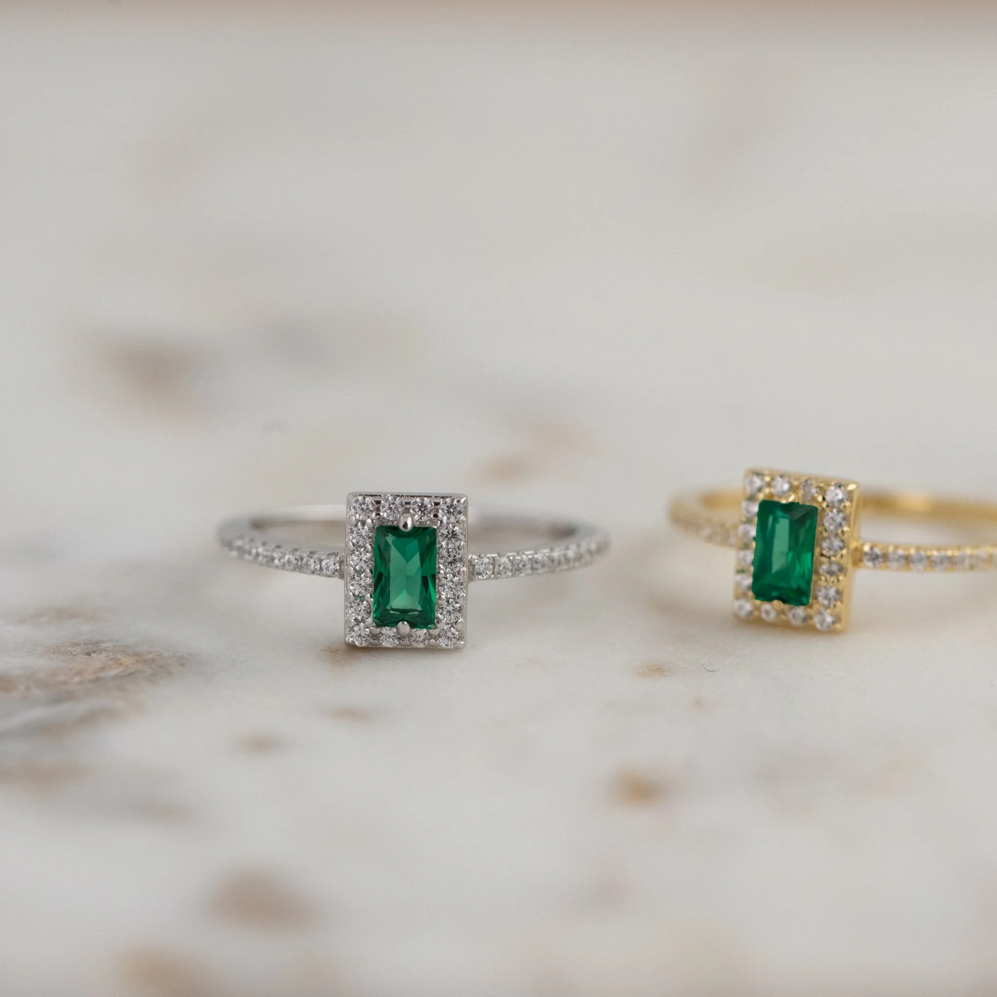 Swarish Jewels Emerald CZ Ring - Image 2