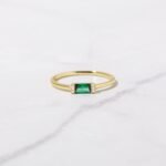 Emerald Simple Baguette Ring