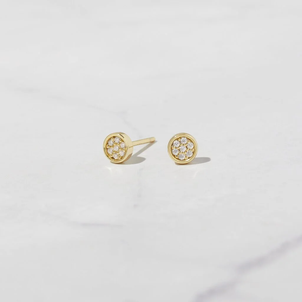 Pav Disc Studs