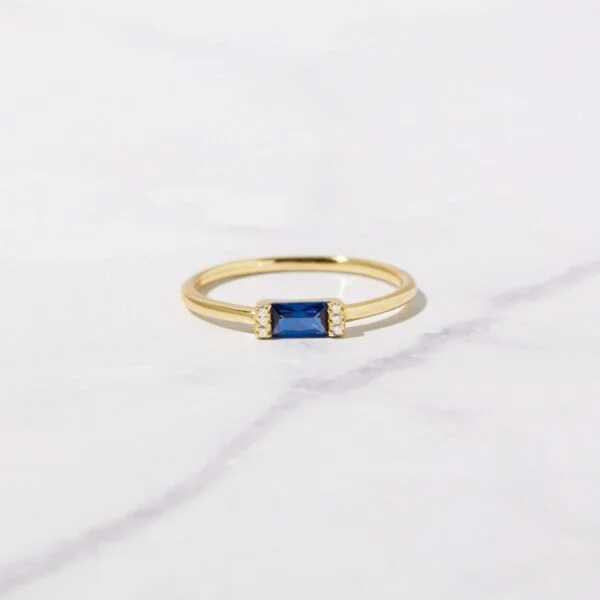 Sapphire Simple Baguette Ring
