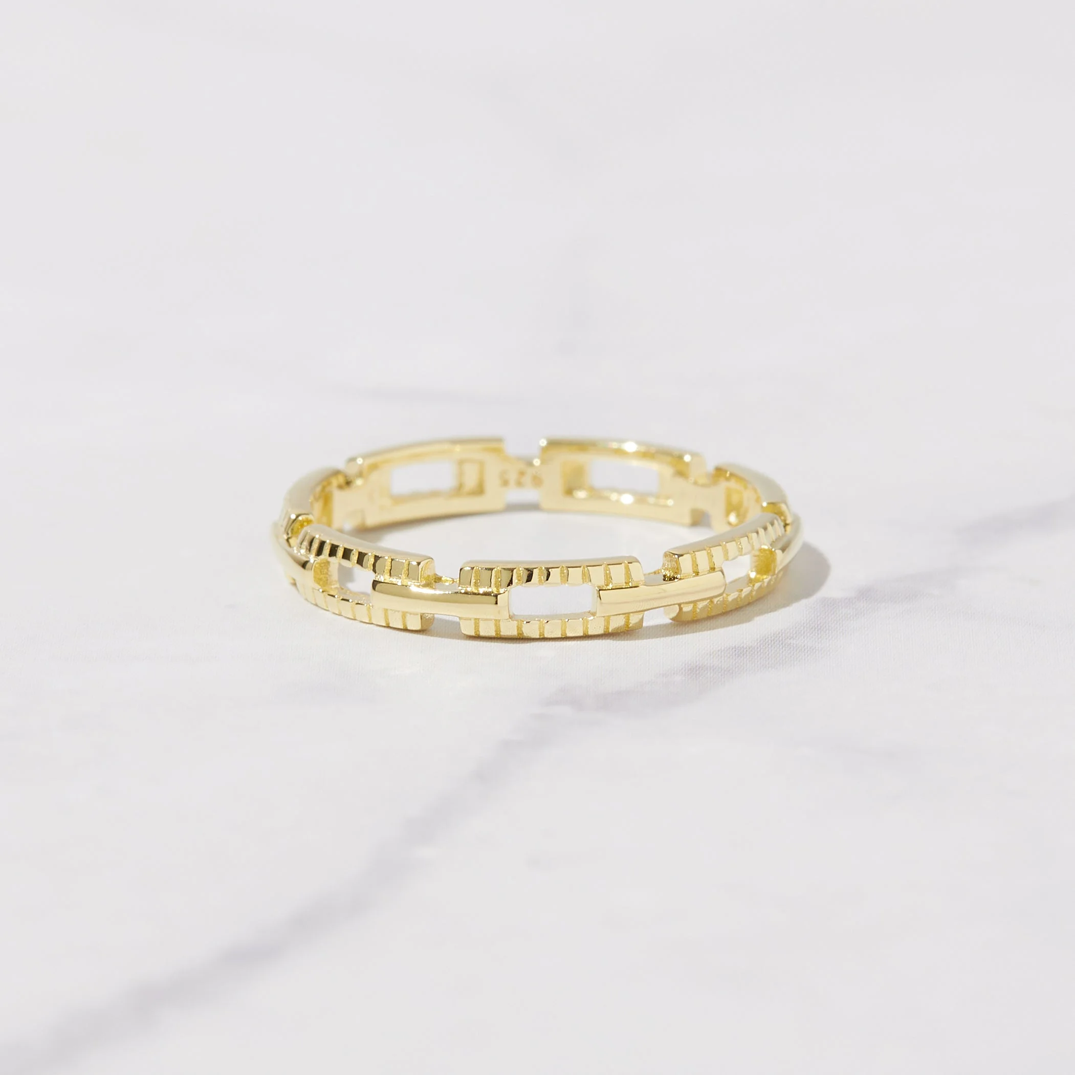 Square Link Ring